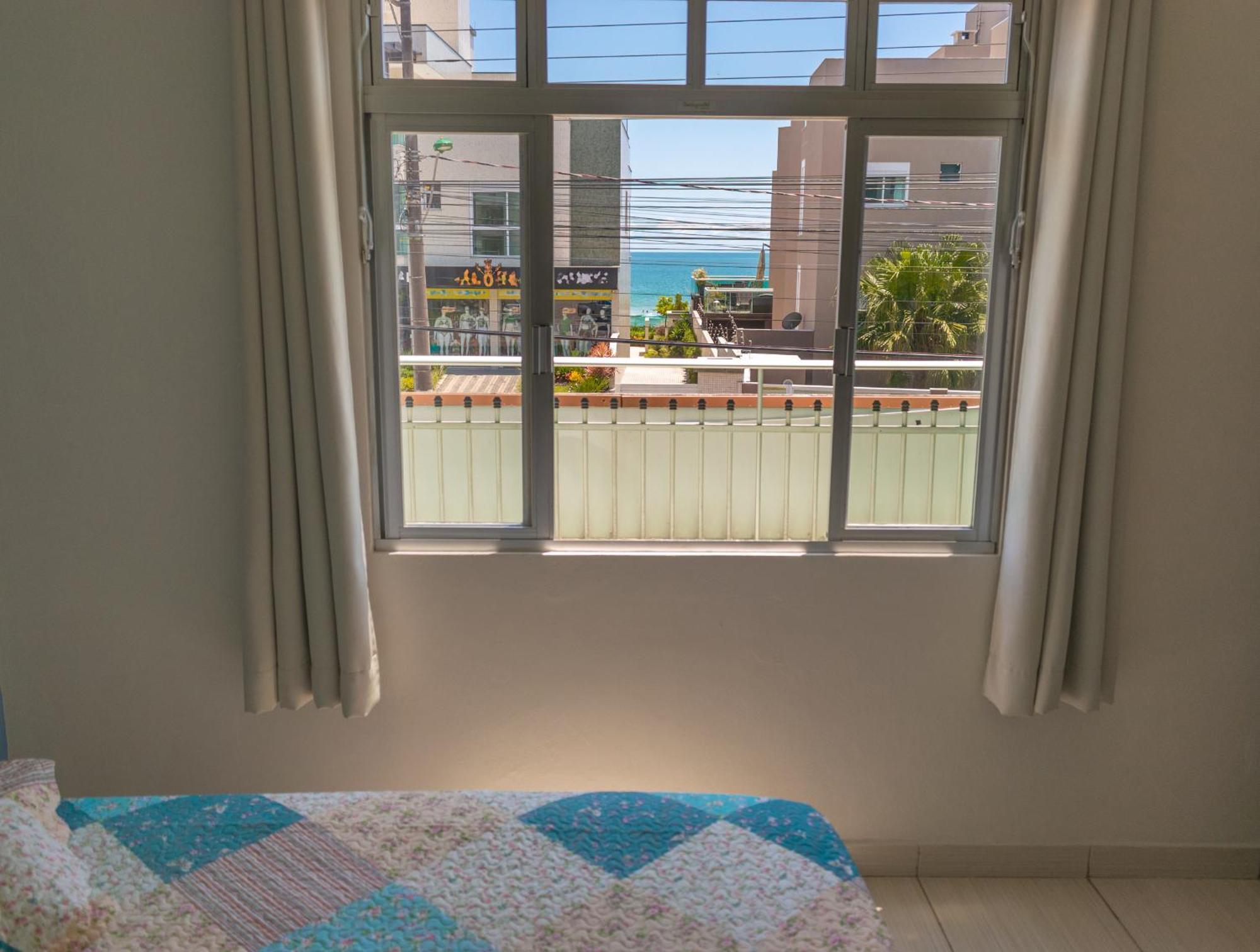 Apartamento Edifício Iris - Bombinhas